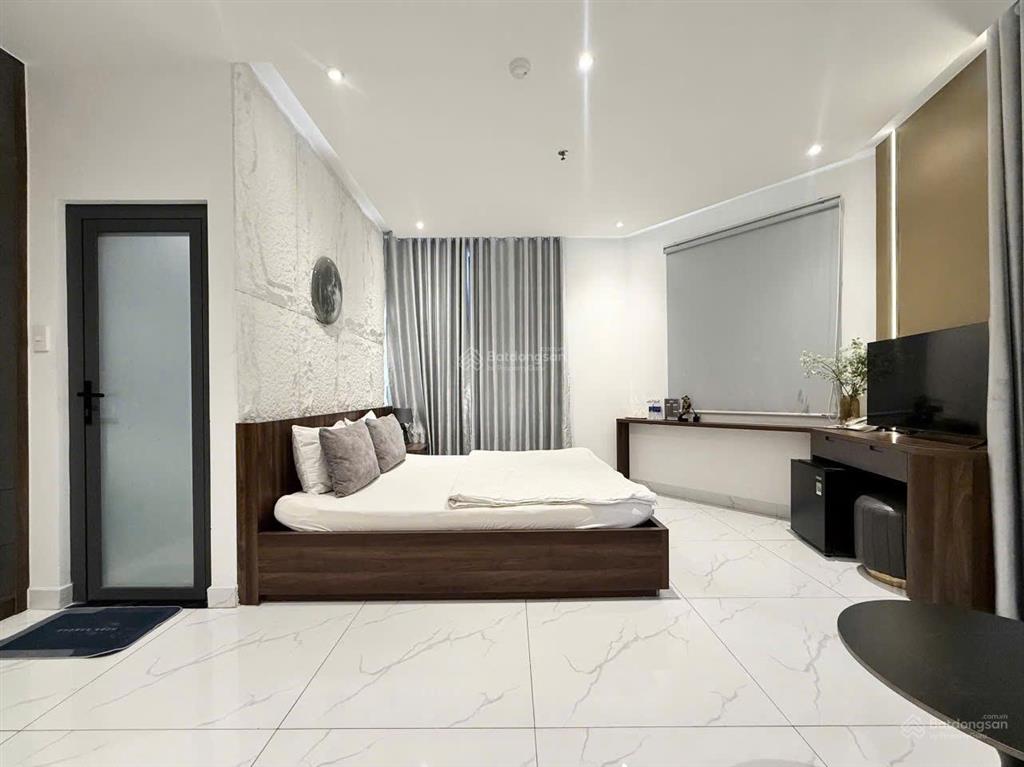 Chỉ 55 tỷ. có ngay tòa 8 tầng 25 chdv 2mt lê văn sỹ. 10,2x28m. cn 270m2. hđt 240tr