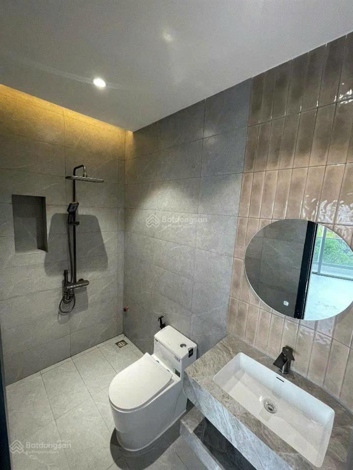 Tìm đâu ra siêu phẩm chỉ 65,3 tỷ mt lê thánh tôn. 7x24m. cn 160m2. 6 tầng. hđt 300tr/tháng