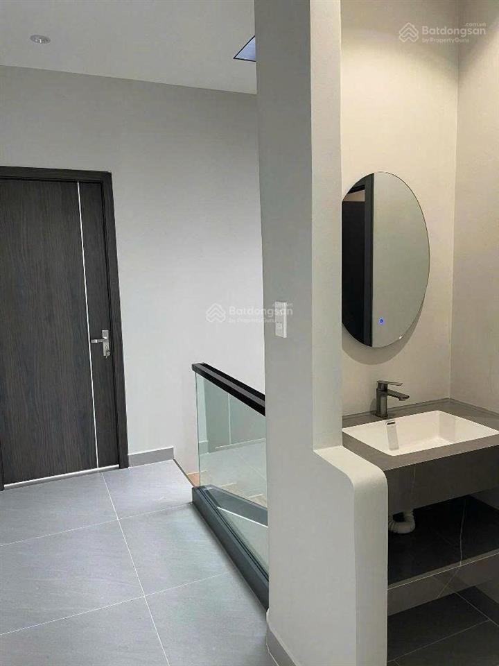 Tìm đâu ra siêu phẩm chỉ 65,3 tỷ mt lê thánh tôn. 7x24m. cn 160m2. 6 tầng. hđt 300tr/tháng