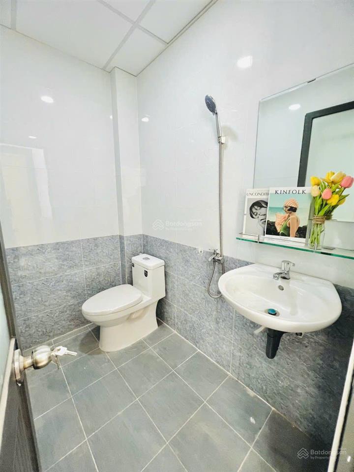 60 về 49 tỷ, hdt 255tr/th, chdv 7 tầng kế q1, dt 9x19m [không có sp so sánh]