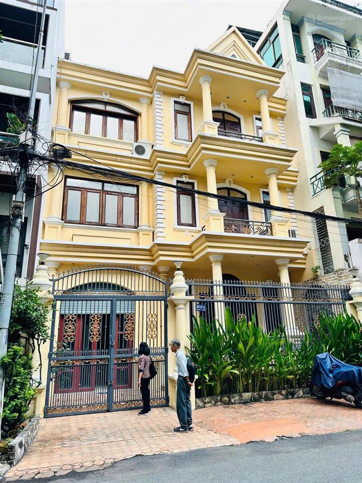 30 về 25 tỷ biệt thự vip d2, dt 7x26m, 175m2, 3 tầng, hdt 75tr/th, ngộp bank 10 tỷ.