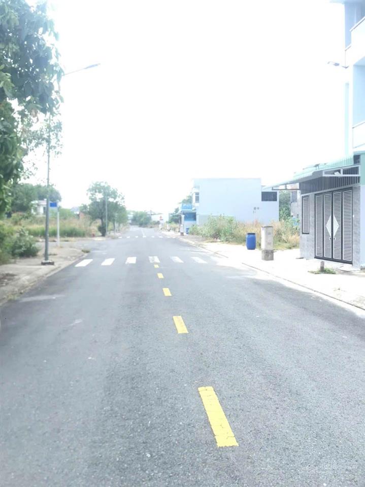 Cần bán lô đất đẹp vĩnh tân tân uyên, nay thuộc tp.hcm sở hữu lô đất đẹp với mức giá 1,5 tỷ!