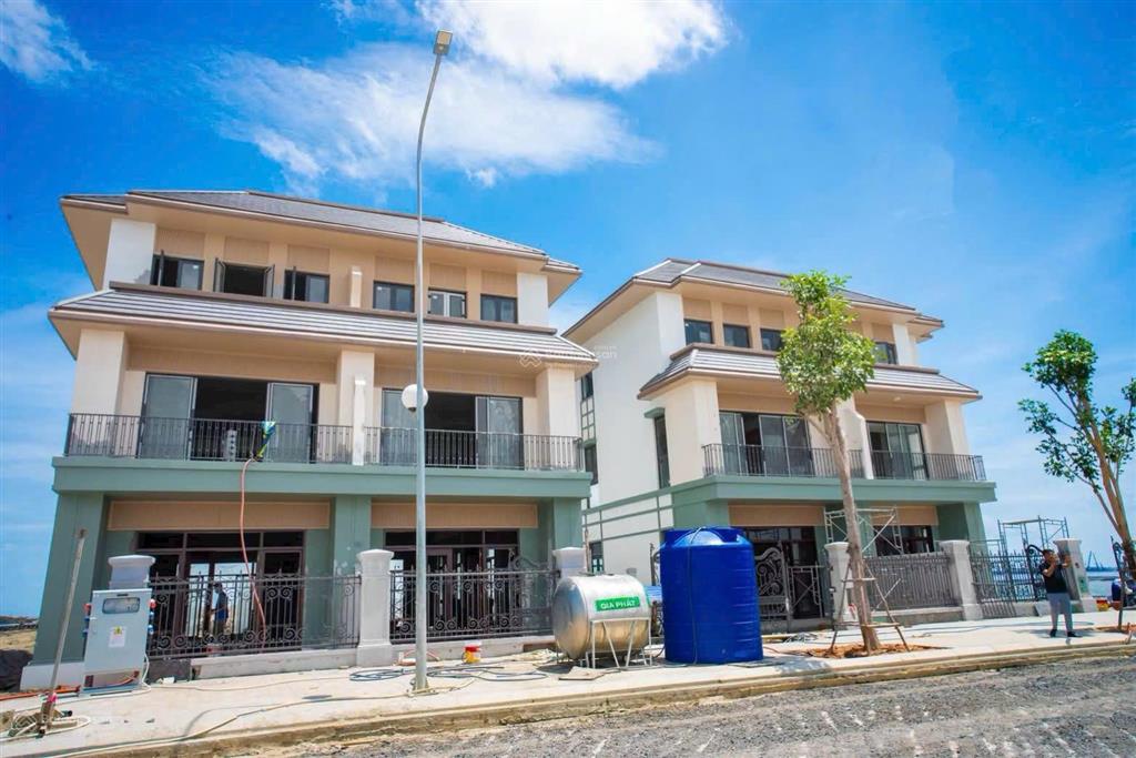 Sở hữu nhà phố biển kinh doanh  sổ hữu lâu dài tại vịnh tiên! 12 tỷ 8010m2