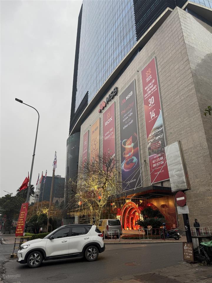 54 nguyễn chí thanh. nhà mới 40/45m2. 5t. mt 4m. 18,5tỉ. gara. ngõ thông. sát phố
