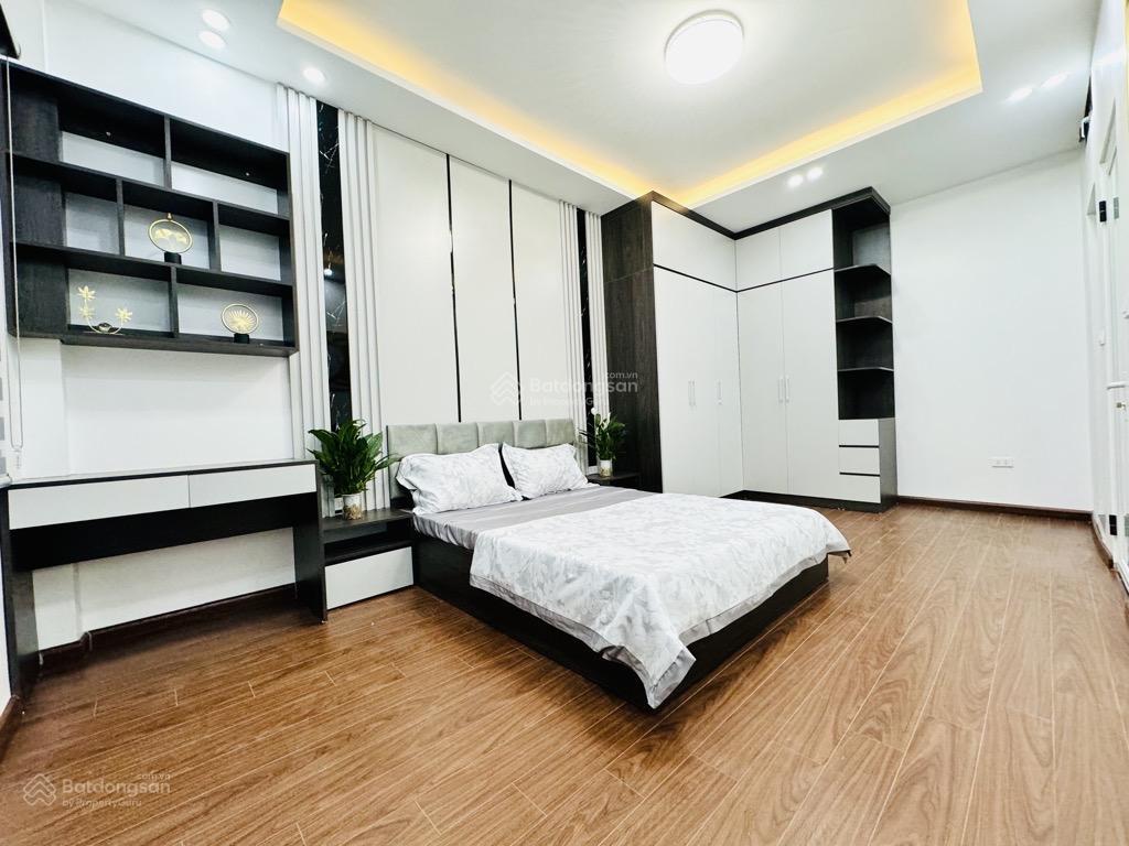 Bán nhà cầu giấy 62m2 5 tầng  lô góc  ngõ thông kinh doanh  ô tô 5 tạ đỗ cửa  chỉ 15.5tỷ
