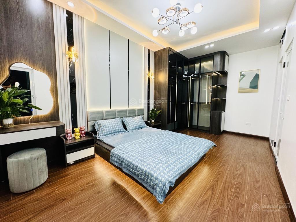 Bán nhà cầu giấy 62m2 5 tầng  lô góc  ngõ thông kinh doanh  ô tô 5 tạ đỗ cửa  chỉ 15.5tỷ