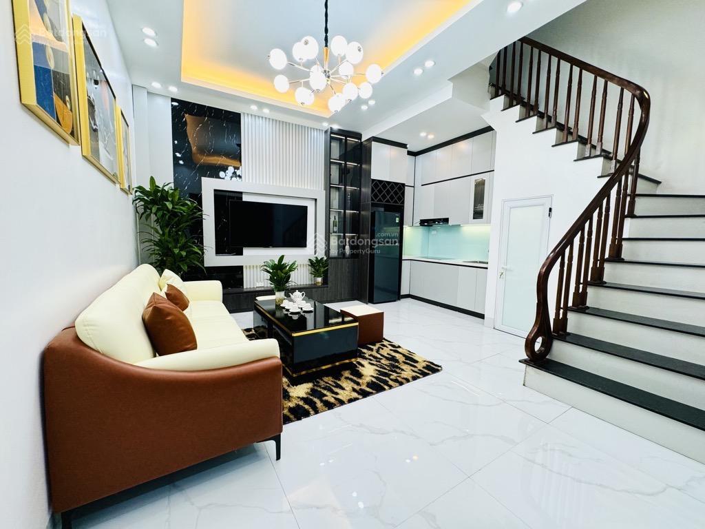 Bán nhà cầu giấy 62m2 5 tầng  lô góc  ngõ thông kinh doanh  ô tô 5 tạ đỗ cửa  chỉ 15.5tỷ