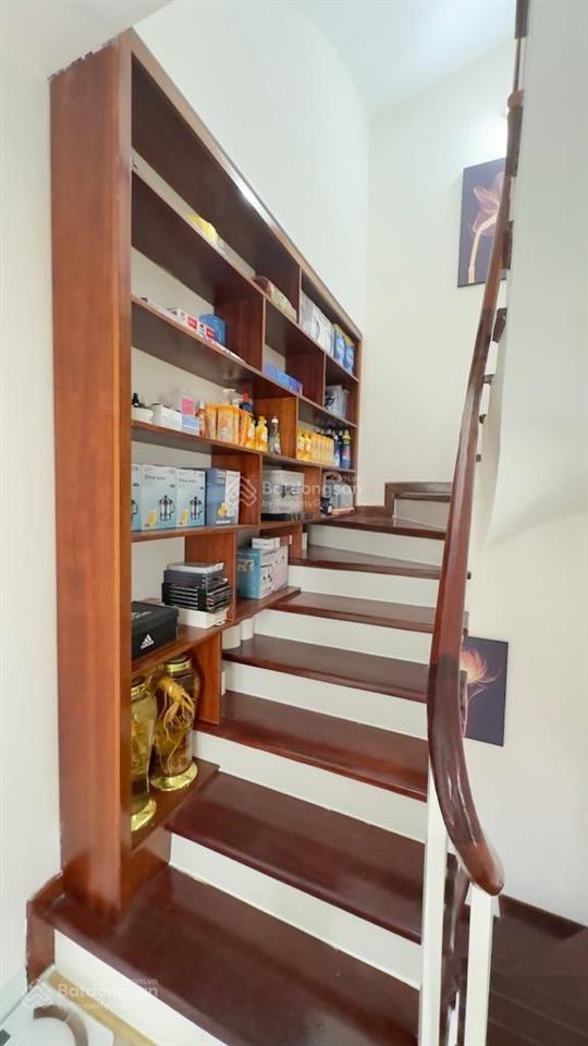 Nhà đẹp cầu giấy 48m2, 5 tầng, ngõ nông rộng, 40m ôtô, nhà đẹp ở luôn, full nội thất, chỉ hơn 9 tỷ