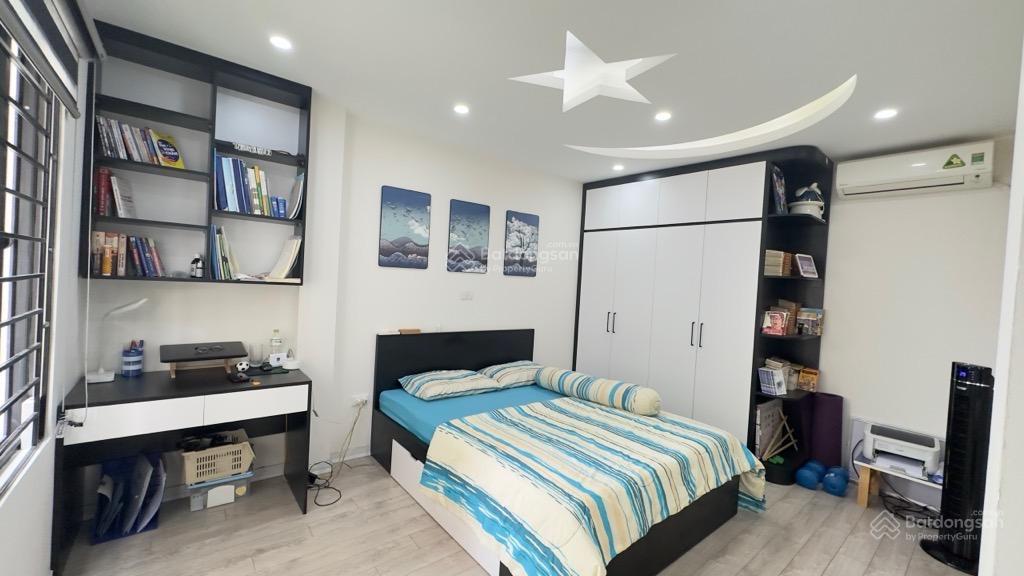 Nhà đẹp cầu giấy 48m2, 5 tầng, ngõ nông rộng, 40m ôtô, nhà đẹp ở luôn, full nội thất, chỉ hơn 9 tỷ