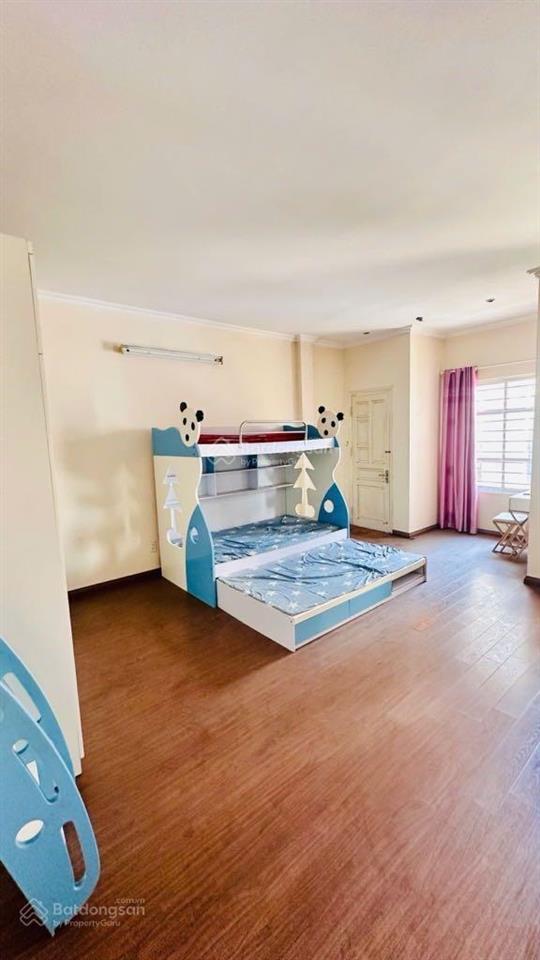 Cầu giấy 61m2, 5 tầng  diện tích rộng  lô góc  ô chờ thang  chỉ nhỉnh 9 tỷ