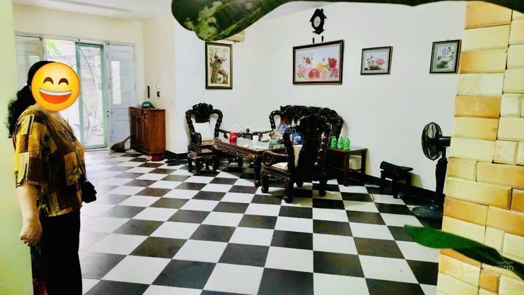 Cầu giấy 61m2, 5 tầng  diện tích rộng  lô góc  ô chờ thang  chỉ nhỉnh 9 tỷ