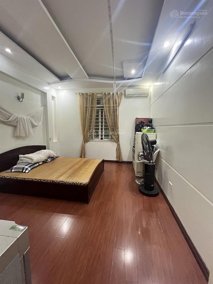 Cầu giấy 61m2, 5 tầng  diện tích rộng  lô góc  ô chờ thang  chỉ nhỉnh 9 tỷ