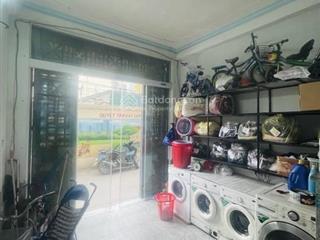 Cầu giấy 51m2, 5 tầng  kinh doanh đỉnh cao  ngõ thông  trước nhà ôtô 7 chỗ qua  nhỉnh 9 tỷ