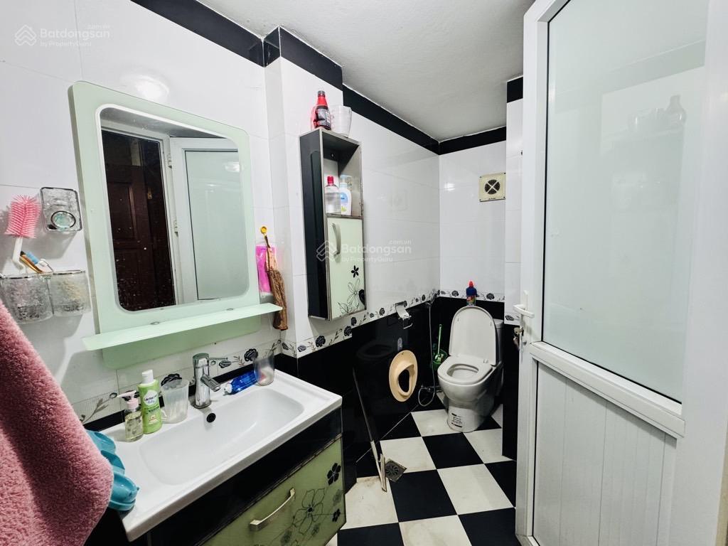 Trung tâm cầu giấy 55m2, 5t  ô tô đỗ cửa  nhà mới  nội thất nhập khẩu  ở ngay  chỉ hơn 10 tỷ
