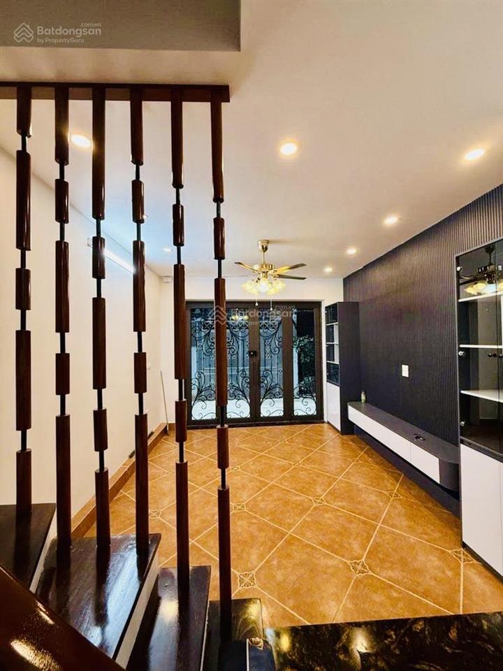 Nhà đẹp trung tâm cầu giấy 5 tầng  ô tô đỗ cửa  nội thất hiện đại sang trọng  chỉ nhỉnh 10 tỷ