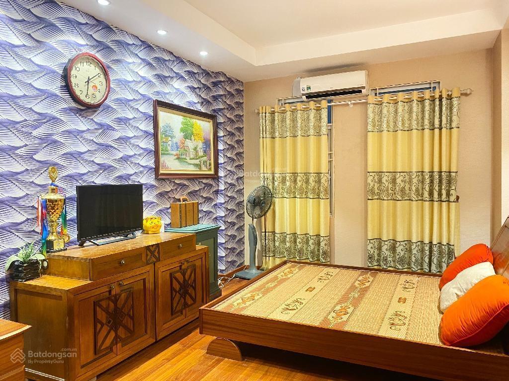 Nhà đẹp cầu giấy chỉ 30m ra ô tô tránh  full nội thất cao cấp  tiện ích bạt ngàn chỉ nhỉnh 9 tỷ