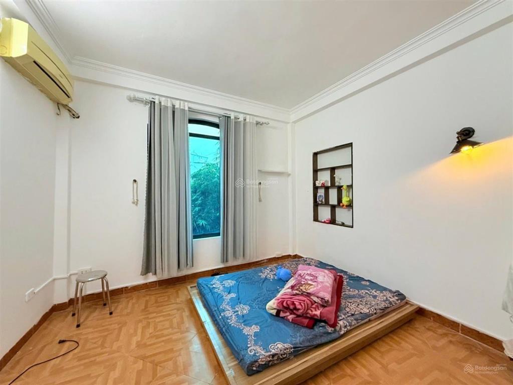 Trương định  nhà dân xây sát phố | 60m ra phố | 21m²  5 tầng nhỉnh 3