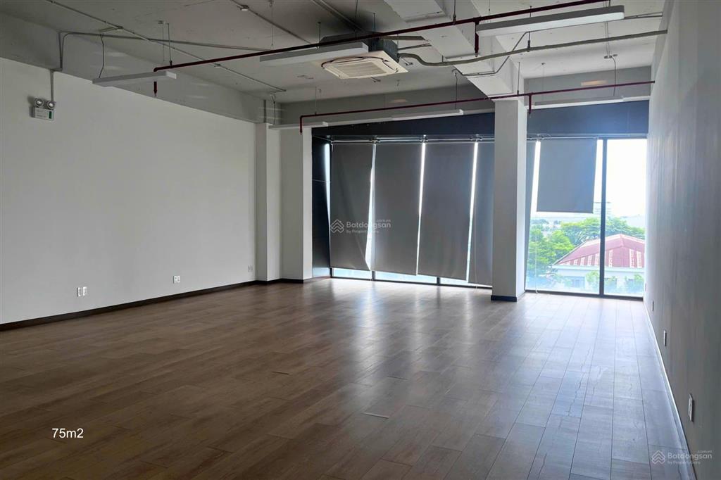 Văn phòng cho 15  20 nhân sự  75m2  free pql lên đến 9 tháng  khu vsip 1