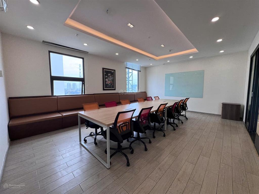 Cho thuê mặt bằng văn phòng 315m2  free pql lên đến 9 tháng  khu vực kcn vsip 1