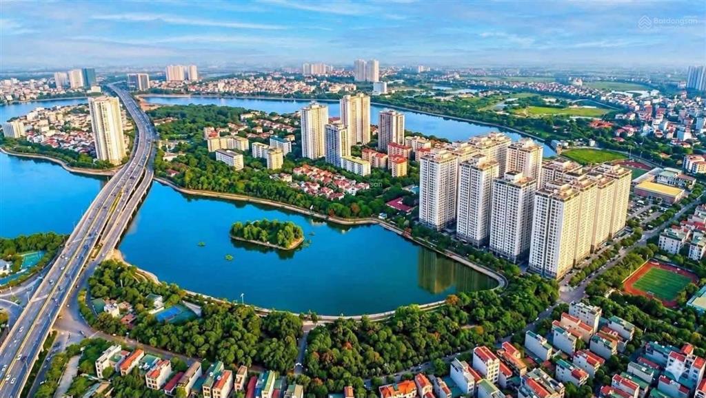 Bán cc hh2 linh đàm view hồ tầng 15 giá 2,3 tỷ, 66m2, 2pn, 2wc, nội thất đầy đủ cần bán nhanh