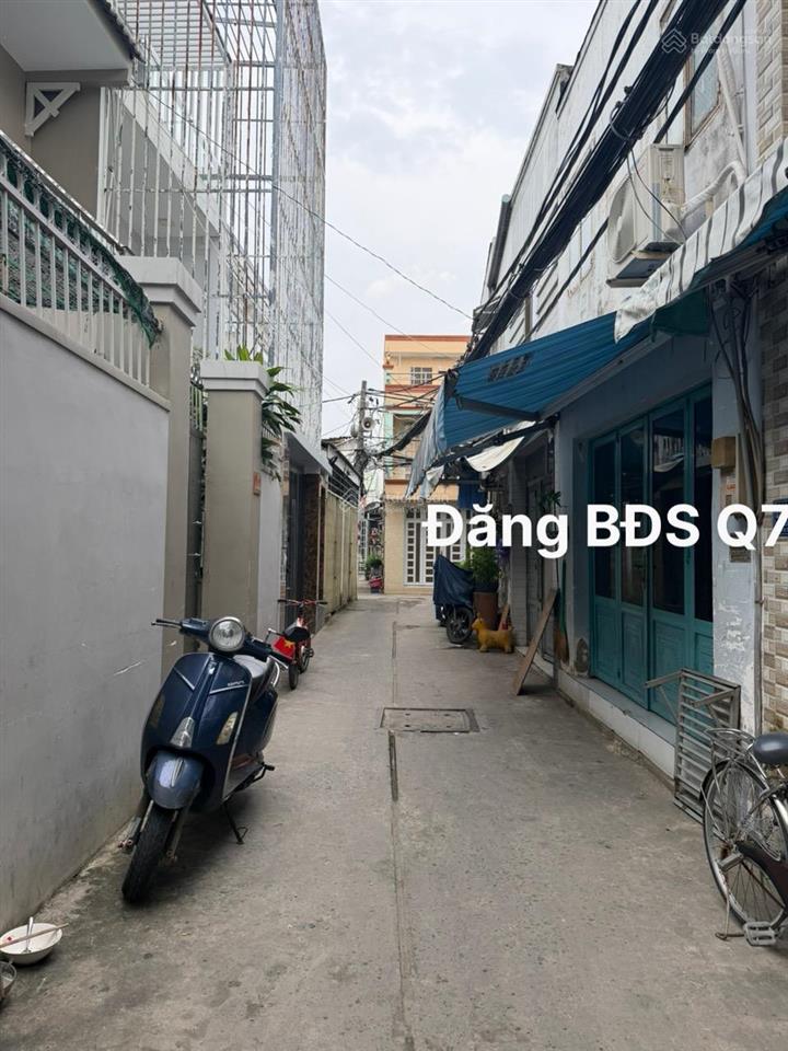 Quận 7 bán đất 69m2 tặng nhà  nở hậu tài lộc  trục huỳnh tấn phát  giá 4.55 tỷ.