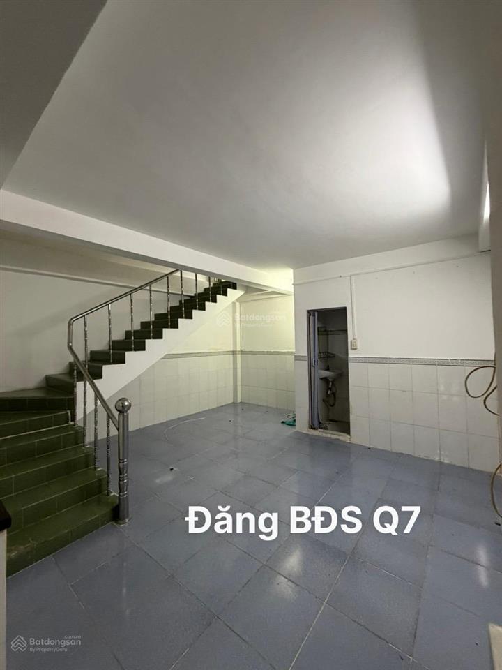 Quận 7 bán đất 69m2 tặng nhà  nở hậu tài lộc  trục huỳnh tấn phát  giá 4.55 tỷ.