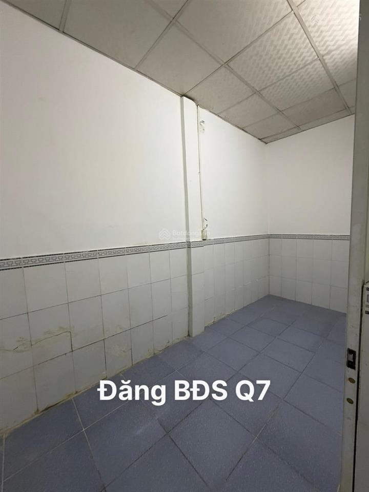 Quận 7 bán đất 69m2 tặng nhà  nở hậu tài lộc  trục huỳnh tấn phát  giá 4.55 tỷ.