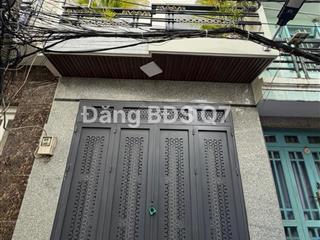 Quận 7 bán nhà mới 2 tầng 63m2 sàn  full nội thất  xe hơi tới cách nhà 50m  giá 4.65 tỷ.
