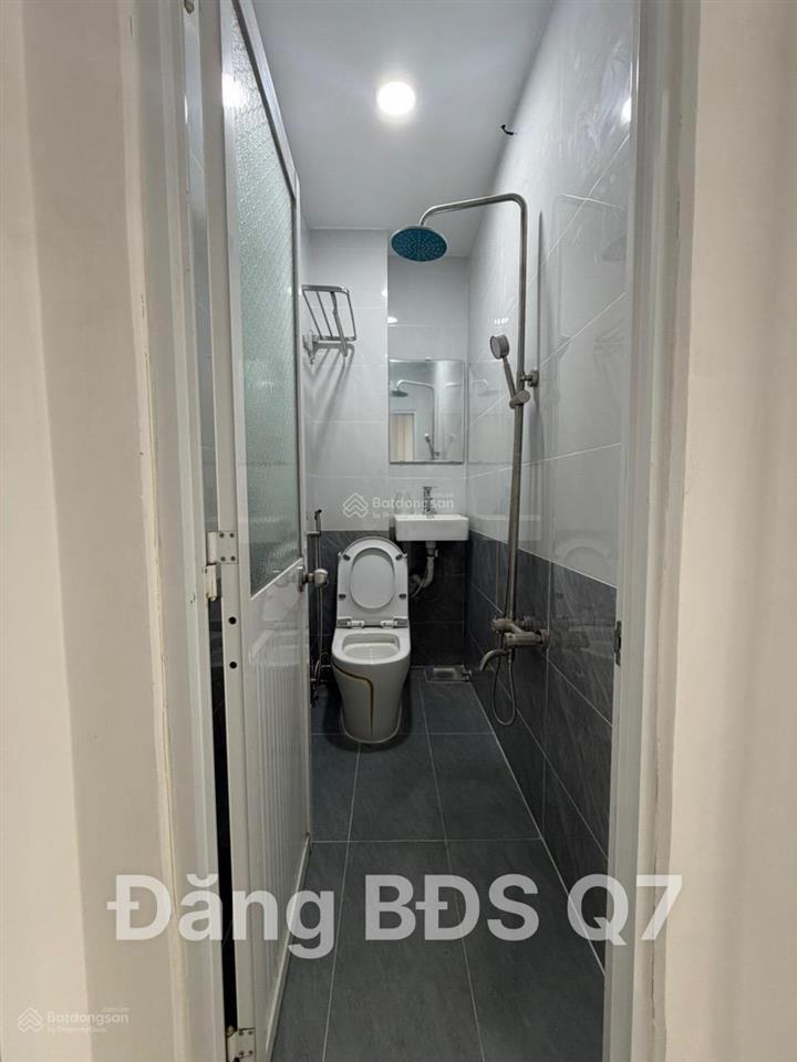 Quận 7 bán nhà 3 tầng 90m2 sàn  xe hơi tới cách nhà vài bước  trục bùi văn ba  giá 4.86 tỷ.