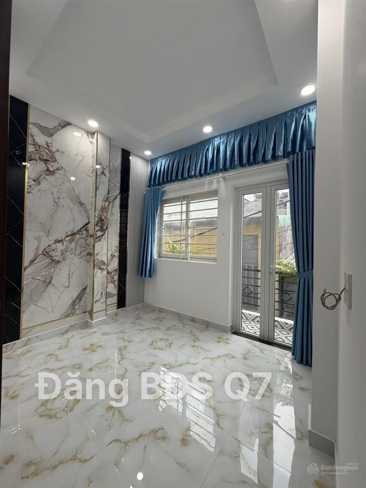 Quận 7 bán nhà 3 tầng 90m2 sàn  xe hơi tới cách nhà vài bước  trục bùi văn ba  giá 4.86 tỷ.