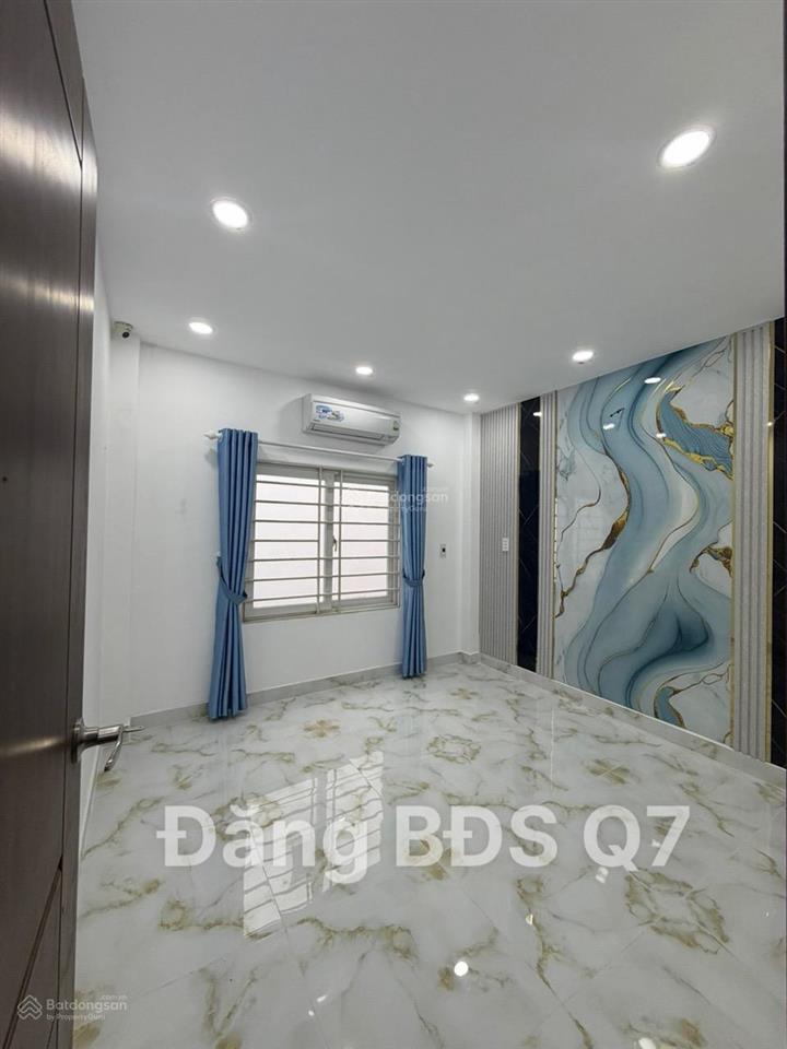 Quận 7 bán nhà 3 tầng 90m2 sàn  xe hơi tới cách nhà vài bước  trục bùi văn ba  giá 4.86 tỷ.