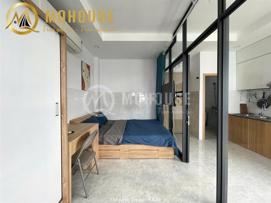 Căn hộ 1pn nhiều cửa kính view toàn thành phố  trang bị giặt riêng tiện lợi ngay trần não