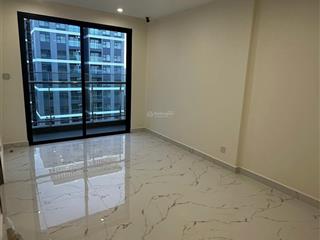 Cho thuê 2pn 2wc bs9 tầng 33 giá tốt