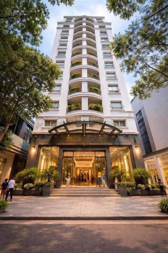 Bán nhà mặt phố tại hàng bạc, giá thỏa thuận, 500m2, 12m mặt tiền.