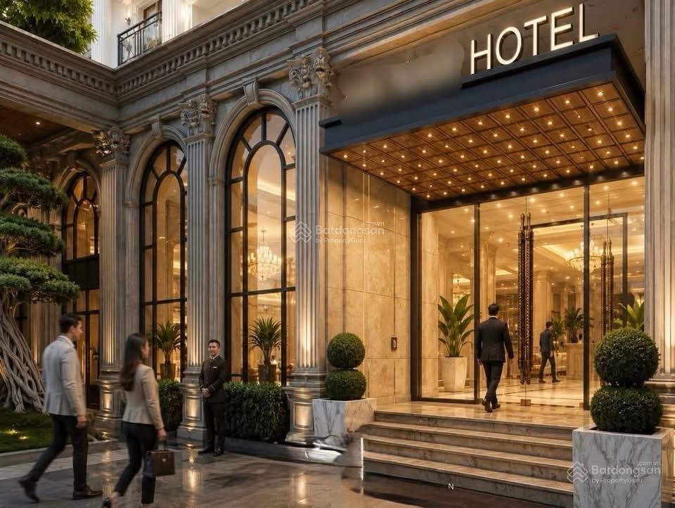 Bán nhà mặt phố tại hàng bạc, giá thỏa thuận, 500m2, 12m mặt tiền.