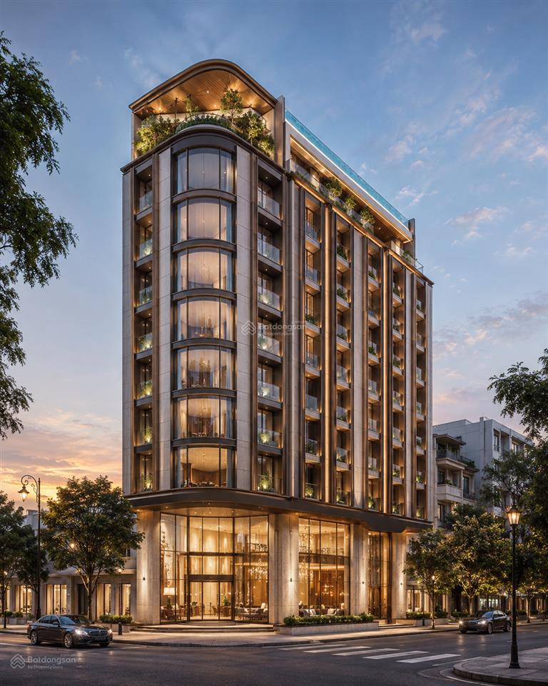 Lô góc  hai mặt phố  hàng hiếm trung tâm hoàn kiếm. 250m mặt tiền 25/10