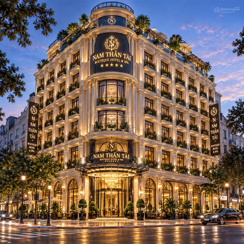 Lô góc 2 mặt phố khách sạn 4 sao boutique dòng tiền 20 tỷ/năm 248