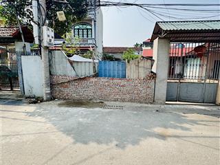 Đường 2 xe tải tranh nhau giá tố chỉ 40tr/m vị trí cực đẹp sát kcn tiến thắng