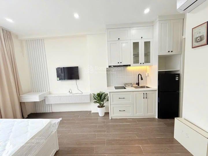 Cho thuê căn hộ chung cư mini studio full nội thất ngay trung tâm tân bình