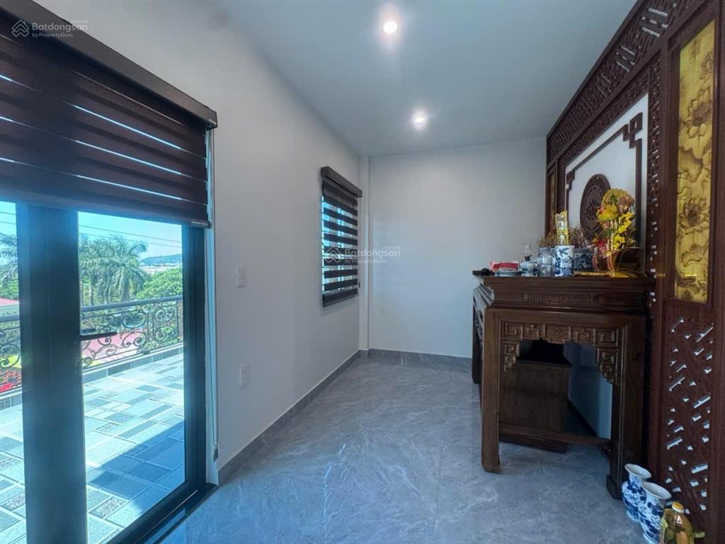 Bán nhà mặt đường 4 tầng đối diện trường mầm non tại lệ tảo kiến an