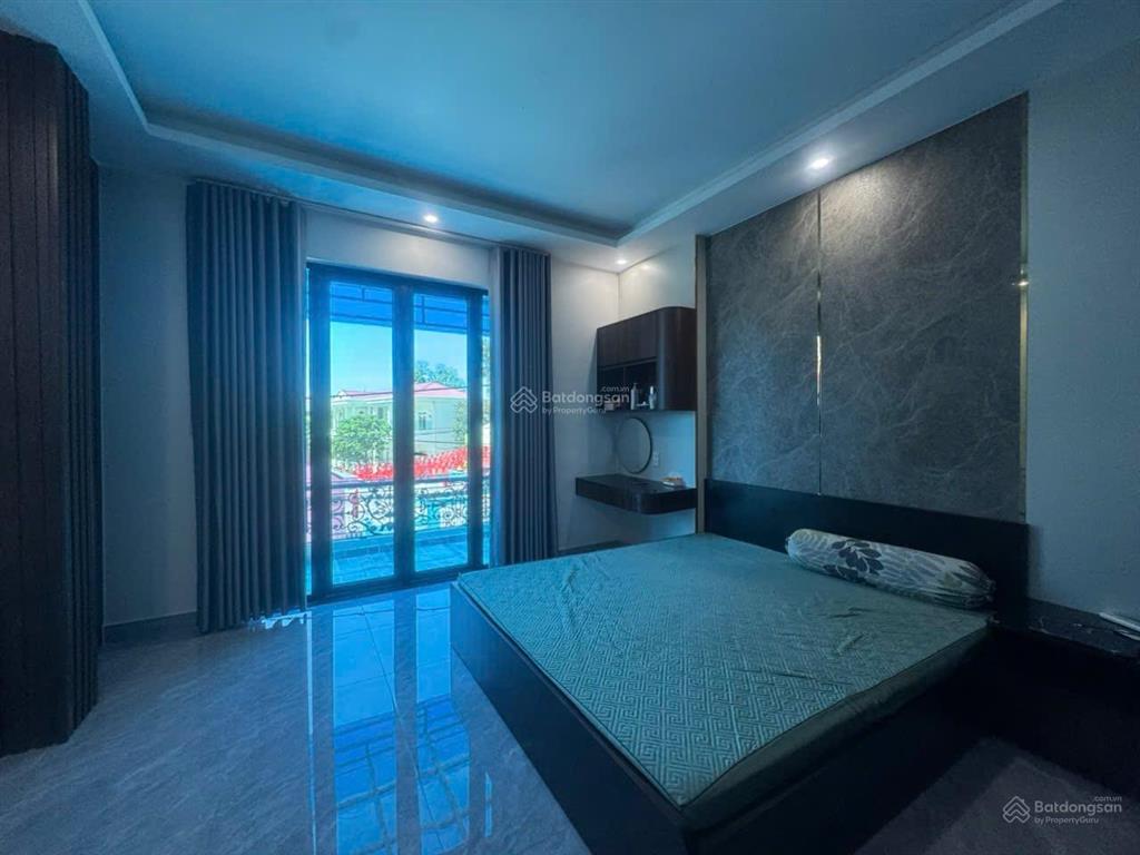 Bán nhà mặt đường 4 tầng đối diện trường mầm non tại lệ tảo kiến an