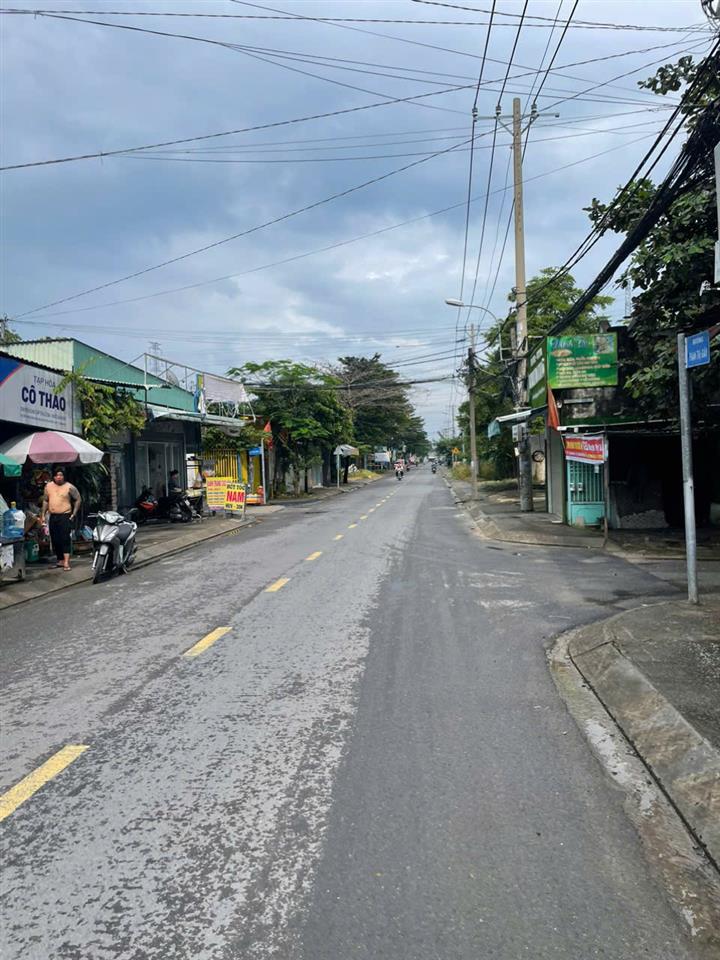 Bán đất mặt tiền 30x70m giá 30 tỷ Đường Phạm Thị Giây