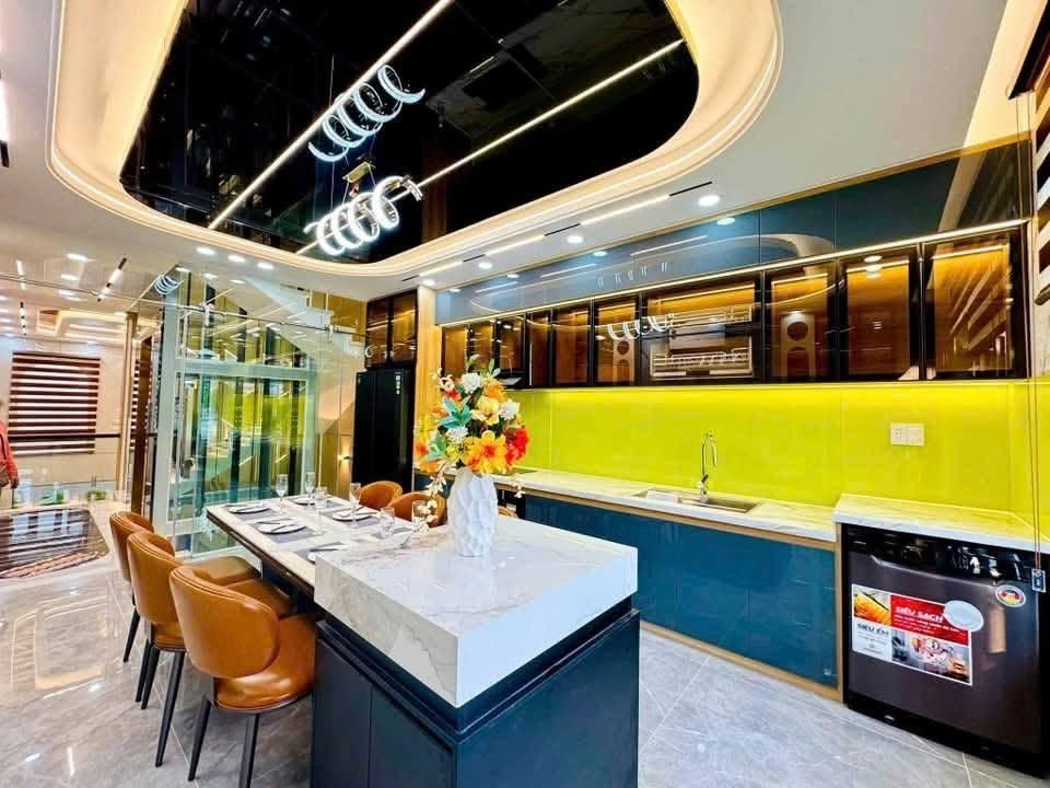 Bán nhà mặt tiền 1 lửng 4 lầu 4x20m giá 8,9 tỷ Đường Thới An 12
