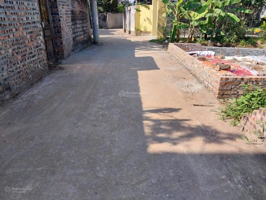 Bán đất chính chủ đứng tên sổ đỏ xã hoài đức