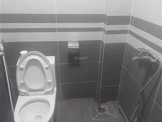 Cho thuê nr 2pn, 3wc, 38m2 tại isn 25a ngõ 236/18 khương đình, giá cực chất 8 triệu