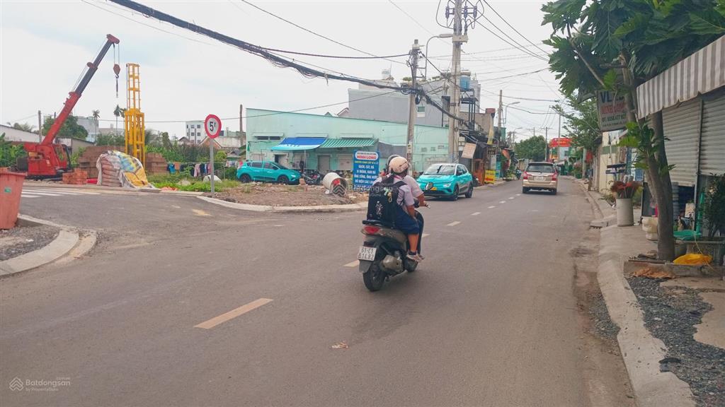 Đất mặt tiền đường tl29 dt  4m x 15m shr ngay ub phường