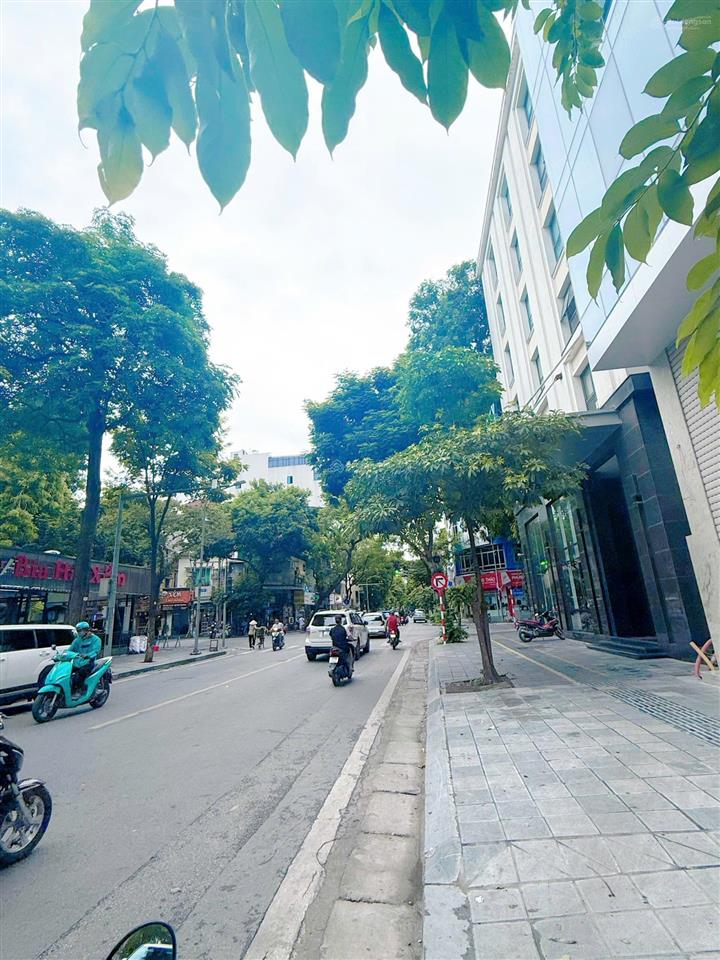 Sản phẩm dành riêng cho giới tinh anh  mặt phố hòa mã  8 tầng tháng máy  170 tỷ