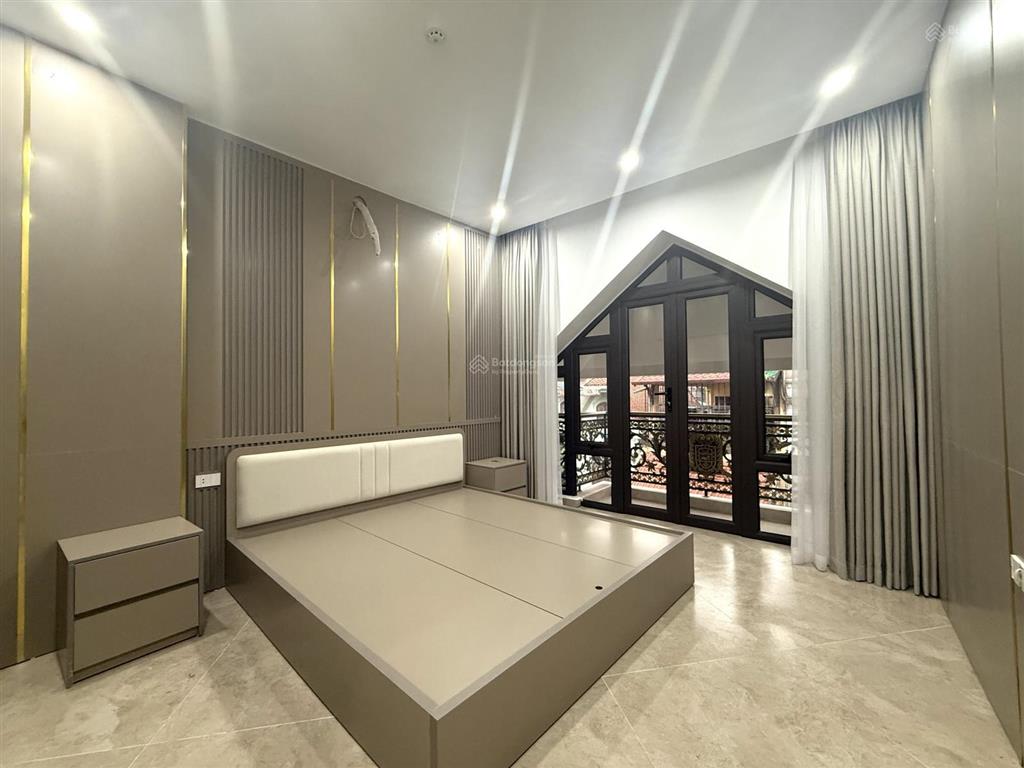 Phân lô kim đồng  giá tham khảo tốt trong khu vực  71m2  6 tầng  thang máy  25.4 tỷ