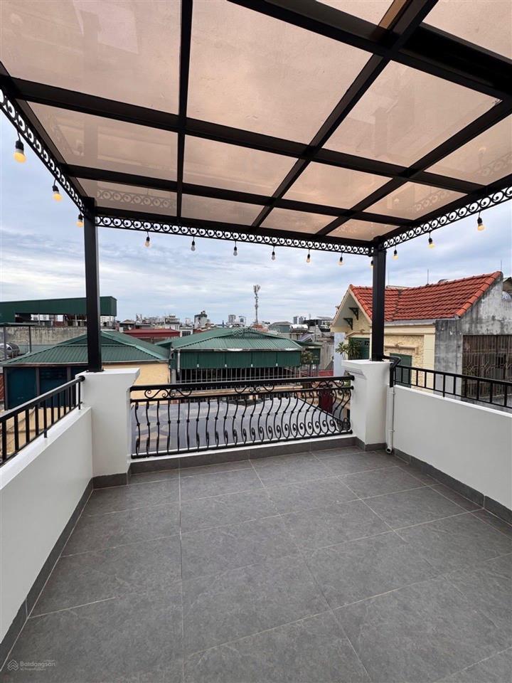 Phân lô kim đồng/ 50m2/ 5 tầng thang máy/ kinh doanh/ không qh/ 18 tỷ