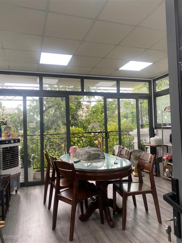 Bán nhà mặt phố lò đúc/ 70m2/ 7 tầng thang máy/ kinh doanh/ vỉa hè/ 73 tỷ